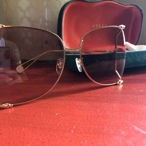 Authentic oversized Gucci sunglasses